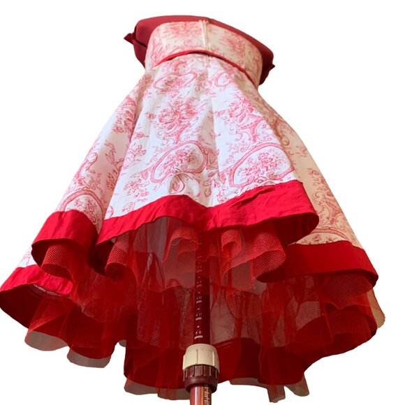 LE CHATEAU - Tube dress pleated skirt with tule lined white / red - medium - Picture 9 of 16